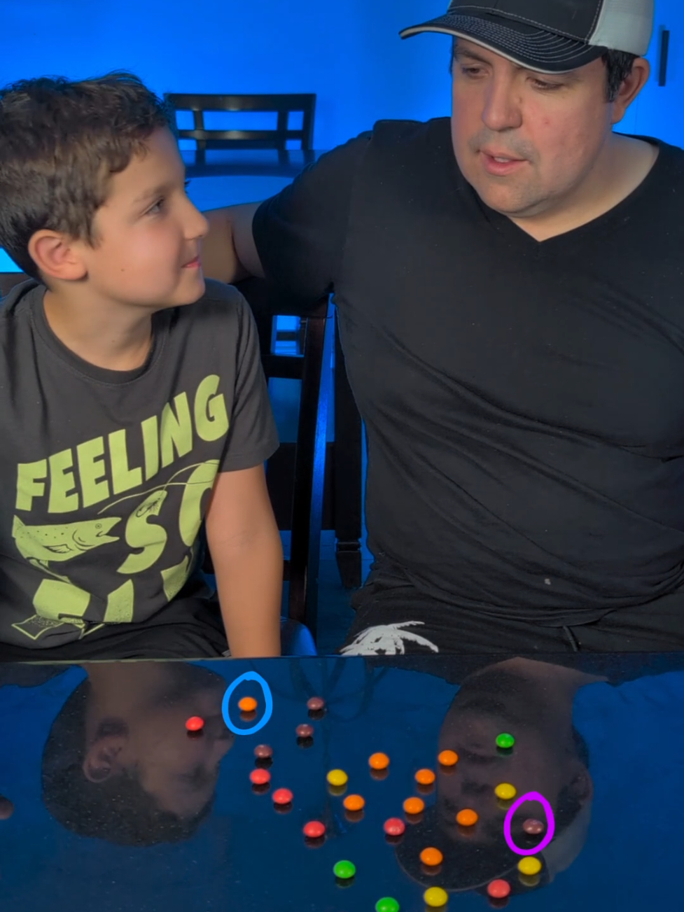 ¡Reto de los Skittles! 🔴🟢🔵🟣 #juegos #retos