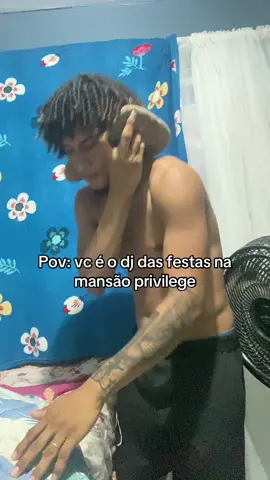 Nego se perde 🤣🤣🤣 #mansaoprivilege #famosinhosdotiktok #kit #dj #rlksurf 