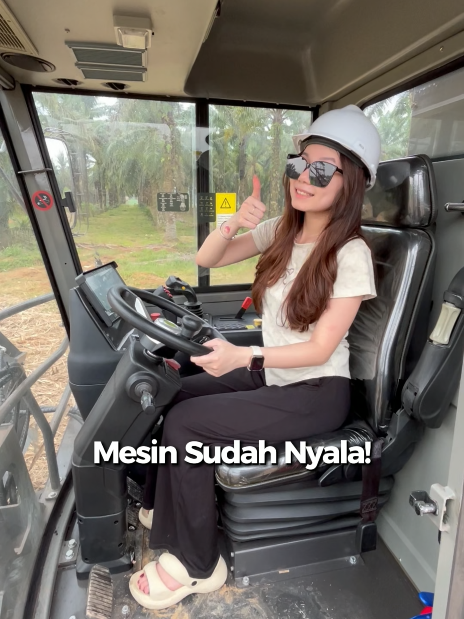 Simple kan buat panasin alat sebelum kerja! #alatberatindonesia #kontenviral #pekerjakeras #operatormuda #zoomlion #zoomlionindonesia #mesinengine #engine