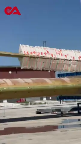 #VibrantChina Are those wind turbine blades dancing in the wind? Not quite. They are undergoing a serious quality check. Location: Wind Power Equipment Testing and Certification Center, Mingyang New Energy Intelligent Manufacturing Industrial Park, #Baotou, #InnerMongolia Autonomous Region Over a turbine blade’s lifecycle—manufacturing, transport and operation—it endures around 3 mln oscillations. To simulate this, engineers put a sample blade through 4 mln horizontal swings and 2 mln vertical ones during a rigorous 7- to 8-month testing period. This is known as a fatigue test. Sensors on the blades capture every movement and transmit real-time data to the control center for analysis. While the tested blade itself won’t be used further, passing this rigorous endurance test means the type of blade is certified for use.