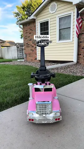 My kids have had a blast with this adorable push car! #kidscar #kidspushcar #kidsgifts #kidsgiftideas #toddlergiftideas 