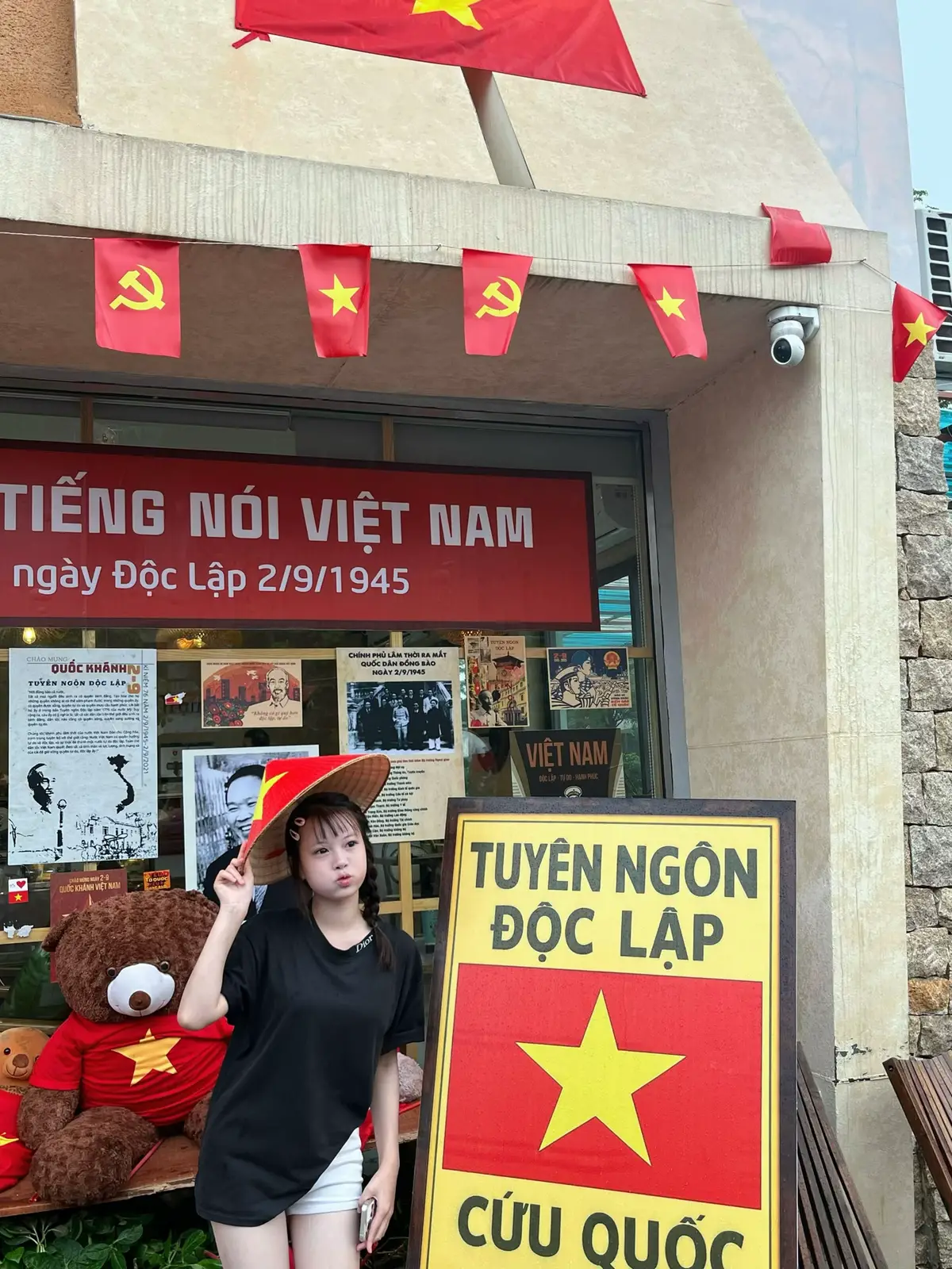 Mưa bão cũng k cản dc lòng yêu nc của t=) #vietnamtoiyeu #xh #tiktok 