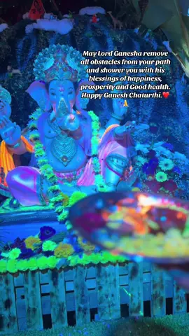 Bappa❤️🚩#kmb💜🖤 #vibe #❤️🚩 #SGS❤️🚩 #share #ganeshchaturthi #4upage #fryp #videoviral #repost #❤️🙏 #olebrandselect #share #flw 