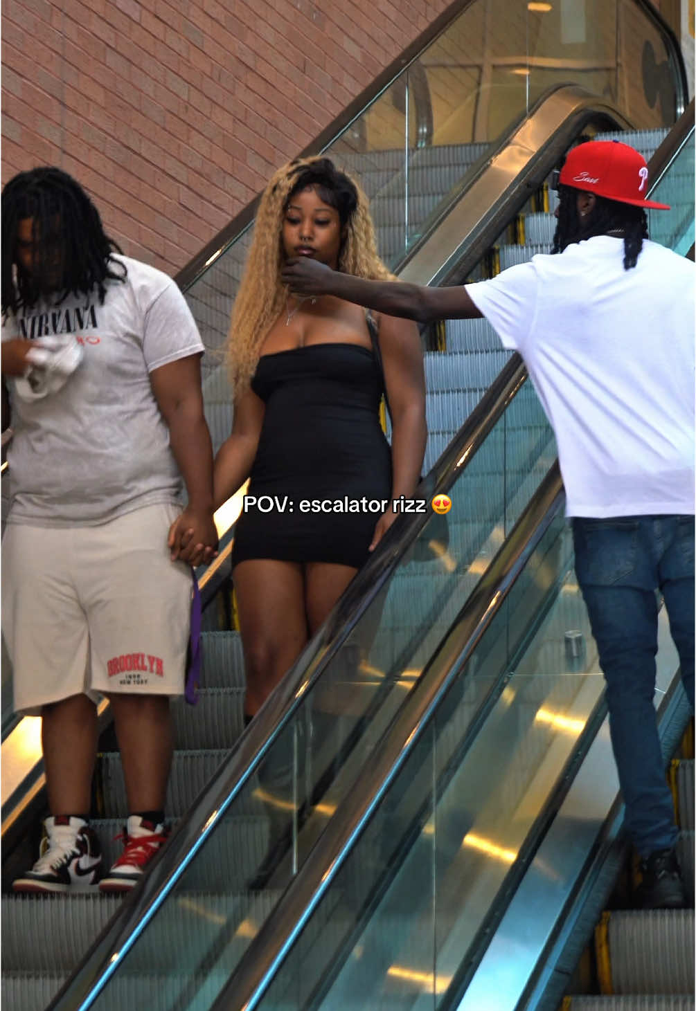 Escalator rizz on couples 😍 #fyp #fypシ #escalator #savi #rizz #couple #wow #Love #lovestory #drake #escalatorrizz #rizzking #kaicenat #mafiathon3 