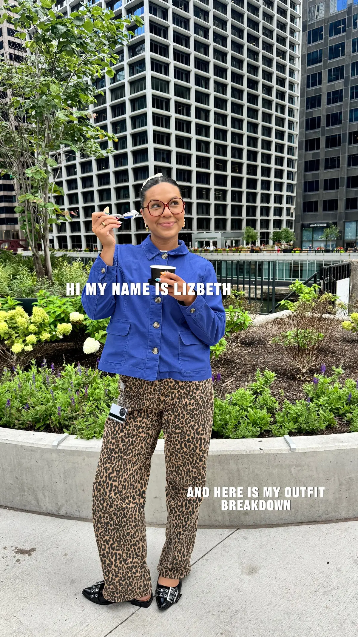 Jeans are @BERSHKA , shoes: @stevemadden ! Jacket thrifted!!!#copenhagenstyle #mid20slife #latinacontentcreator #fashiontiktoker #chicagocontentcreators 