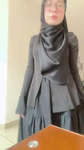 Bila mau bersiap keluar tetiba mau berak 🙊