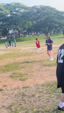 🗣️: Min, ada nggak tim khusus ceweknya, min? Tentu ada dong! 😉 Kamu cewek dan mau ikut main bola? Ayo gabung bersama kami di SSB Jawara. Jadilah bagian dari tim putri kami dan raih mimpimu di lapangan hijau! ✨ #JawaraPertiwi #SepakBolaWanita #AyoGabung #GirlsFootball #SSBCilegon 