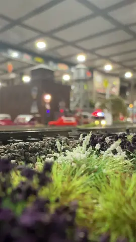 #bigboystraintoys #anniesnscale #denvertrainsdotcom #trainlayout #nckleplate