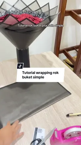 Membalas @pacarmu tutorial rok buket simple #buketpitasatin #tutorialroundbuket #arbinasbouquet 