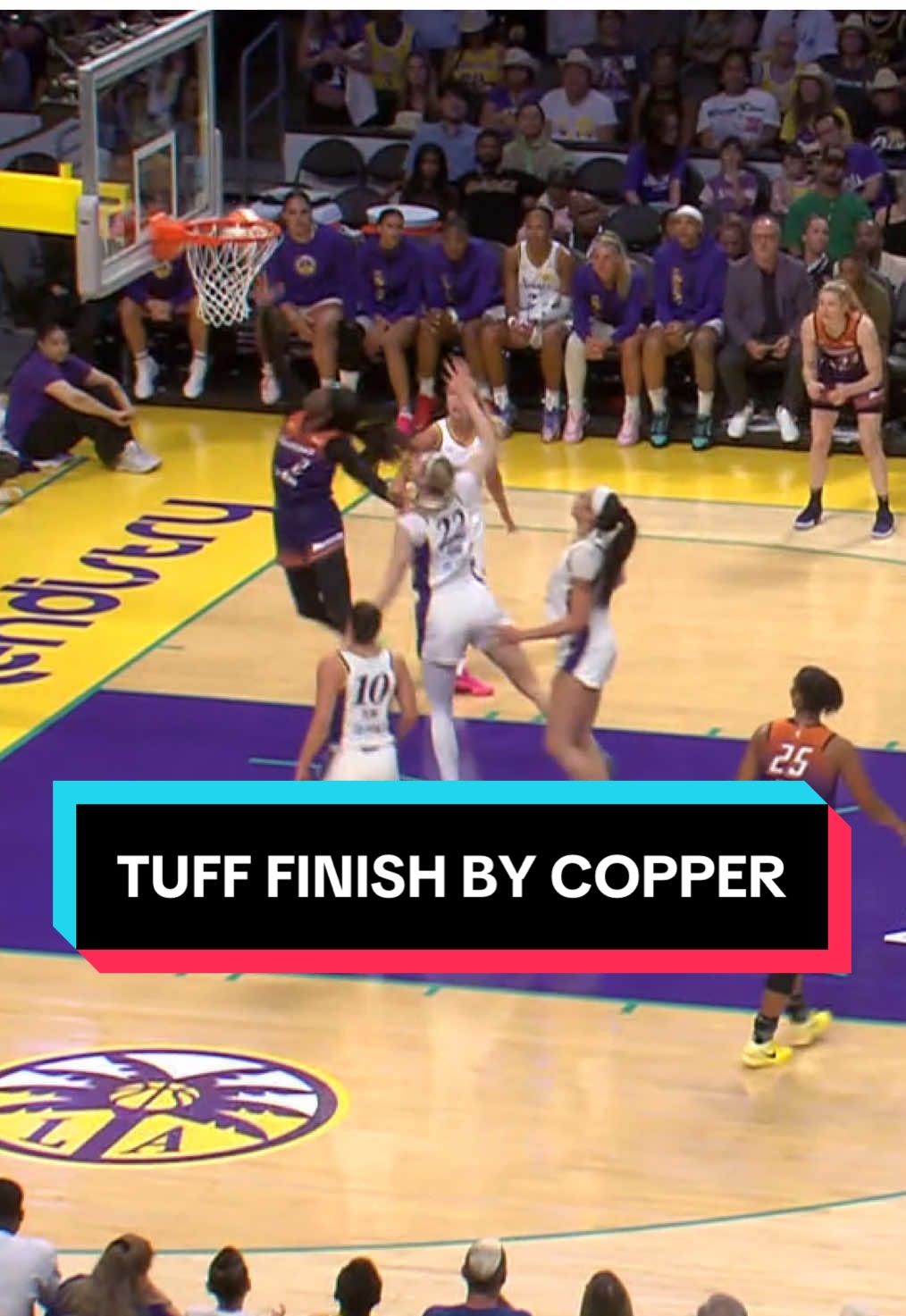 GO OFF KAH 🗣️ Kahleah Copper completes the and-1 to give her 15 PTS in the 3Q #WNBA #phoenixmercury 