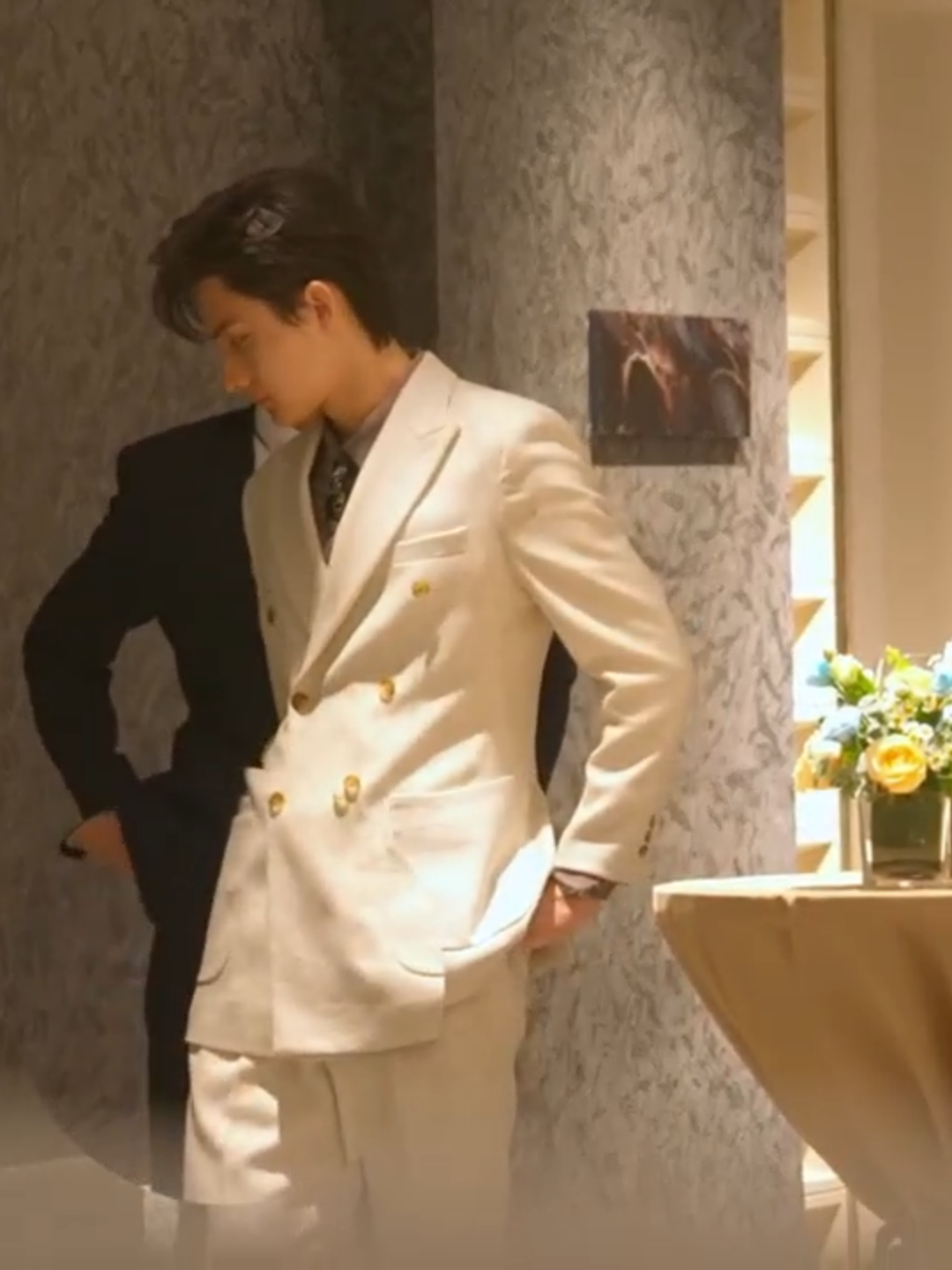 【長花絮BTS】垂涎ABO Desire| 狼兔宴會走戲花絮，沈文琅吃醋 #ABODesire #DesireTheSeries  Behind the scenes of Lang&Tu's banquet rehearsal: Shen Wenlang gets jealous? 每晚8點，全球同步更新上線🌏 Every Saturday at 8 PM(Beijing Time) - New Episode Updates Worldwide🌏 #垂涎 #ABODesire #abodesire #desiretheseries #desire #Desire #nongjian #omegaverse #bl #abo #ABO #boyslove #drama #dramaseries #blseries #bts #behindthescene