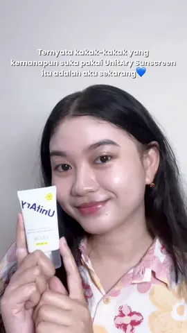 Kemanapun pergi wajib pakai UnitAry Sunscreen 💙🤍 #unitarysunscreen #unitarybeauty #spf50 
