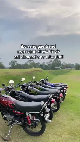 🥶 #rxkingviral #2stroke #rxkinglampung #rxkingindonesia #yrki_indonesia #rxking #rxking135cc #2strokegayabebas #fypage #fypシ 