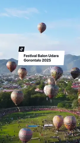 Salah satu momen yang paling aku tunggu di tahun ini! Save & share dan jangan lupa datang ya guys! 👋🏻 #gorontalo #festivalbalonudaragorontalo #gorontalotiktok #gorontalofyp #fyp 