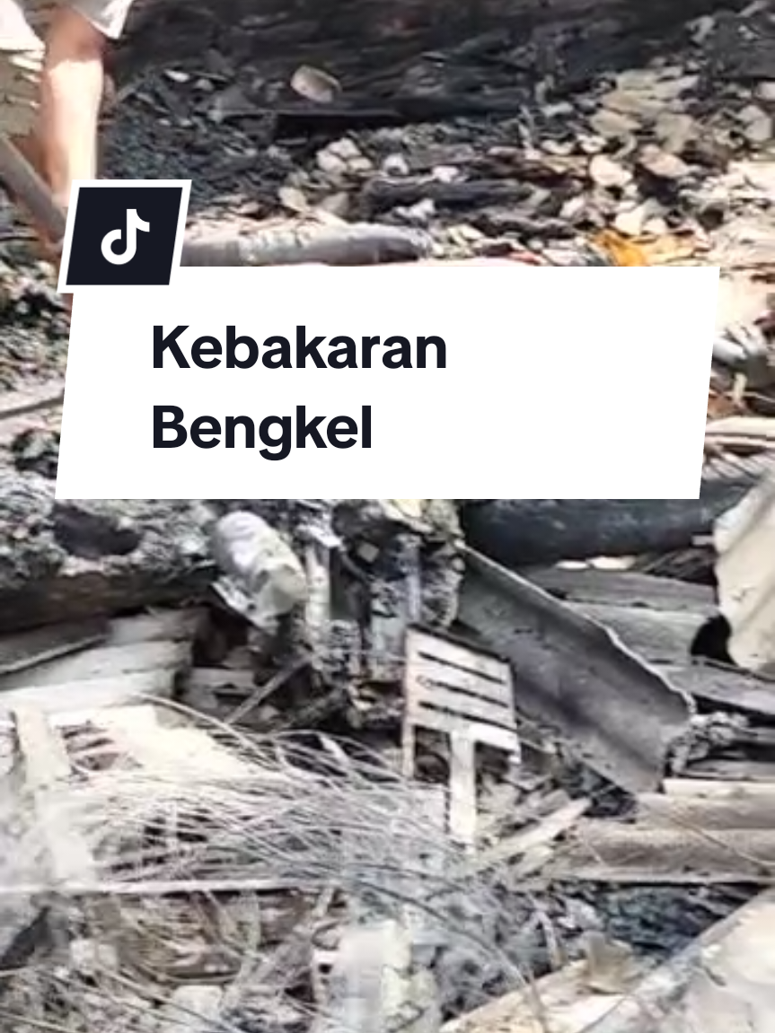 Sing ngerti kronologisnya lur monggo komen. Semoga diparingi sabar kan semangat buat semua.  Lokasi Carat Kauman.  Video kiriman Netizen 