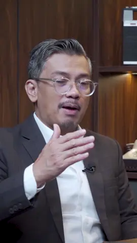 Rakyat marah, demo DPR 25 Agustus. Prof. Sulfikar: DPR adalah parlemen pemangsa?. Saksikan selengkapnya di youtube Abraham Samad SPEAK UP.  Jangan lupa subscribe, comment, like, & share!