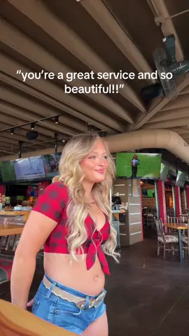 should i do a storytime of all the wild things ive been told as a twin peaks girl?👀