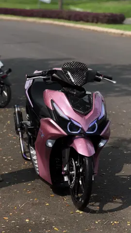 #CapCut kece cuy🤙 @superlevi☆ [template klik logo capcut👆] #cinematics #cinematicvideo #ambetemplate #cinematic #penggunaring17 #vario150 #ambee #xypbca #ogahjinjitt #aerox155 #aeroxmodifikasi #aeroxdownsize #cinematicmotor #viral #foryou 