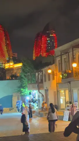 #azerbaijan #baku #night #traveltobaku🇦🇿🇦🇿 #maidentower 