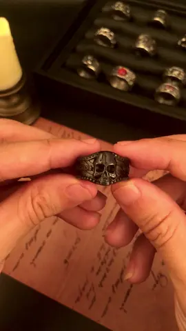 ☠️ Skull and Keep Going 🔥#ring #menring #skullring #gothicstyle #punk #rock #vintagefashion #keepfuckinggoing #encouragementforyou 