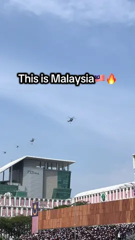 Pertunjukan Udara Sempena Hari Kemerdekaan Malaysia 2025 🇲🇾🔥 #malaysia #kemerdekaan #putrajaya 