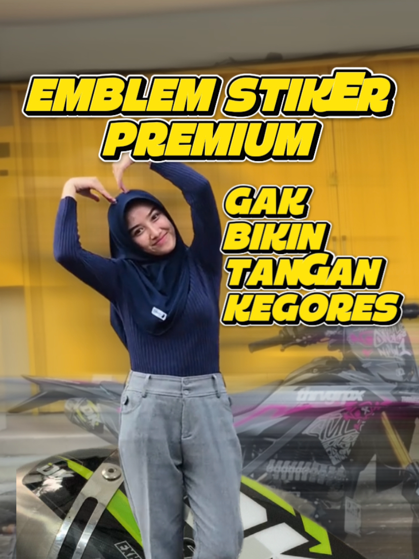 Nyuci motor? 🚿 Emblem nggak takut baret. DK Speed pakai stiker premium + laser, tahan panas, tahan lama #dkspeed #dkexhaust #knalpotsupermotoo #knalpotracing #knalpotmotor #klxsupermoto #crf150supermoto #wrsupermoto #dtrackersupermoto #supermoto #tiktok #cinematic #trabas #wr155 #trabasindonesia #surex #surexgank #klx140 #klx230 #klx250 #fy #fyp #xybca