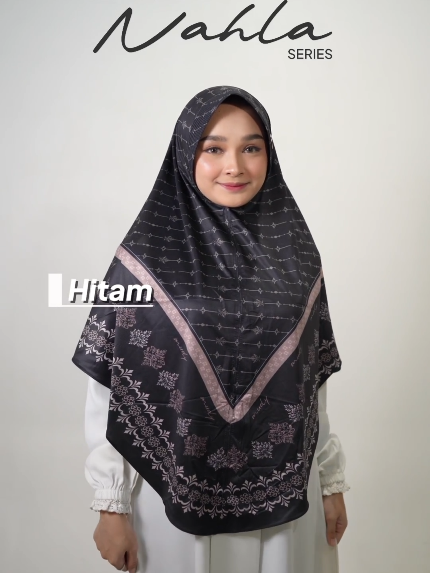 Bergo nahla series, ukuran jumbonya ada 6 warna yang bisa kamu pilih nih bestie, kalau kamu tim warna apa?#HijabMudymudy #bergoinstan #bergopet #fyp #berandatiktok #hijabdaily #bergohijab #bergodaily