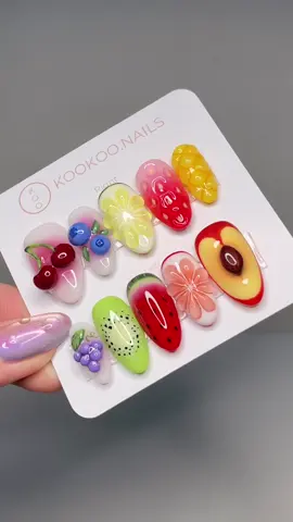 Tropical Fruits 🍍🍎🍓🍇 #pressonnails #kukupalsu #nailart