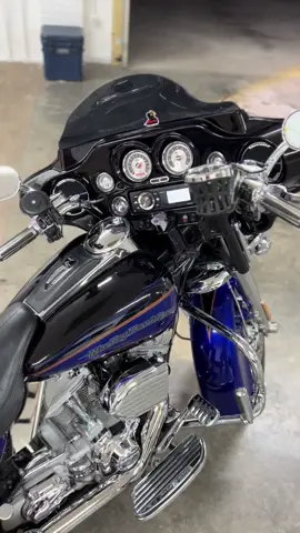 @AAADetailing Keeping it top notch on this Screamin’ Eagle🤝🏻 All chrome down to the pipes, forks and each piece of trim polished to a mirror shine sealed it off with a high performance wax Based in Madison, NC serving Rockingham county and surrounding areas📍 #HarleyDavidson #ScreaminEagle’