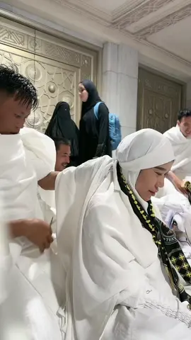 Masyaallah sudah potong rambut juga alhamdulillah ya Allah 🤲🙏🥰🥰