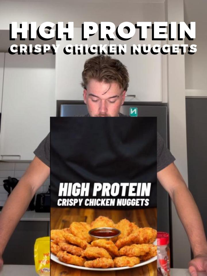 5 Minute HIGH PROTEIN Easy High Protein Crispy Chicken Nuggets! They weren't as good as expected Original video by @panaceapalm 134g Protein for the whole plate! Easy to make Recipe Makes 20-22 nuggets 🍗 Calories & Macros  Per nugget: 39 calories 6g P | 2g C | 1g F Whole Plate: 861 132g P | 39g C | 16g F Seasoned Chicken - 500g lean ground chicken (I made mine with chicken breast in a food processor) - 1 large egg - tsp garlic powder - tsp onion powder - tsp paprika - 1/2 tsp cayenne - tsp salt - tsp black pepper Flour Station - 100g plain flour (40g for tracking) - same seasonings used for the chicken Wet station - 1 egg (beaten) Hot Honey Dip (optional) - 15g unsalted butter - 3 tbsp of Franks red hot - tbsp honey - chilli flakes Spray the nuggets with cooking oil before cooking and give them another spray halfway through Cooking instructions  Air fry: 200°C for 12-15 minutes Oven bake: 200°C for 18-22 minutesCookie Dough #proteinrecipe #highprotein #Muscle #protein #highproteinrecipes #gym #proteinrecipes #dinnerrecipe #proteindinner #Meal #highproteinmeals #chicken