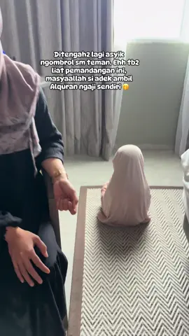 Masyaallahtabarakallah si salihah nya mama suka buat mama terkesima 🥰wkkww 😂 