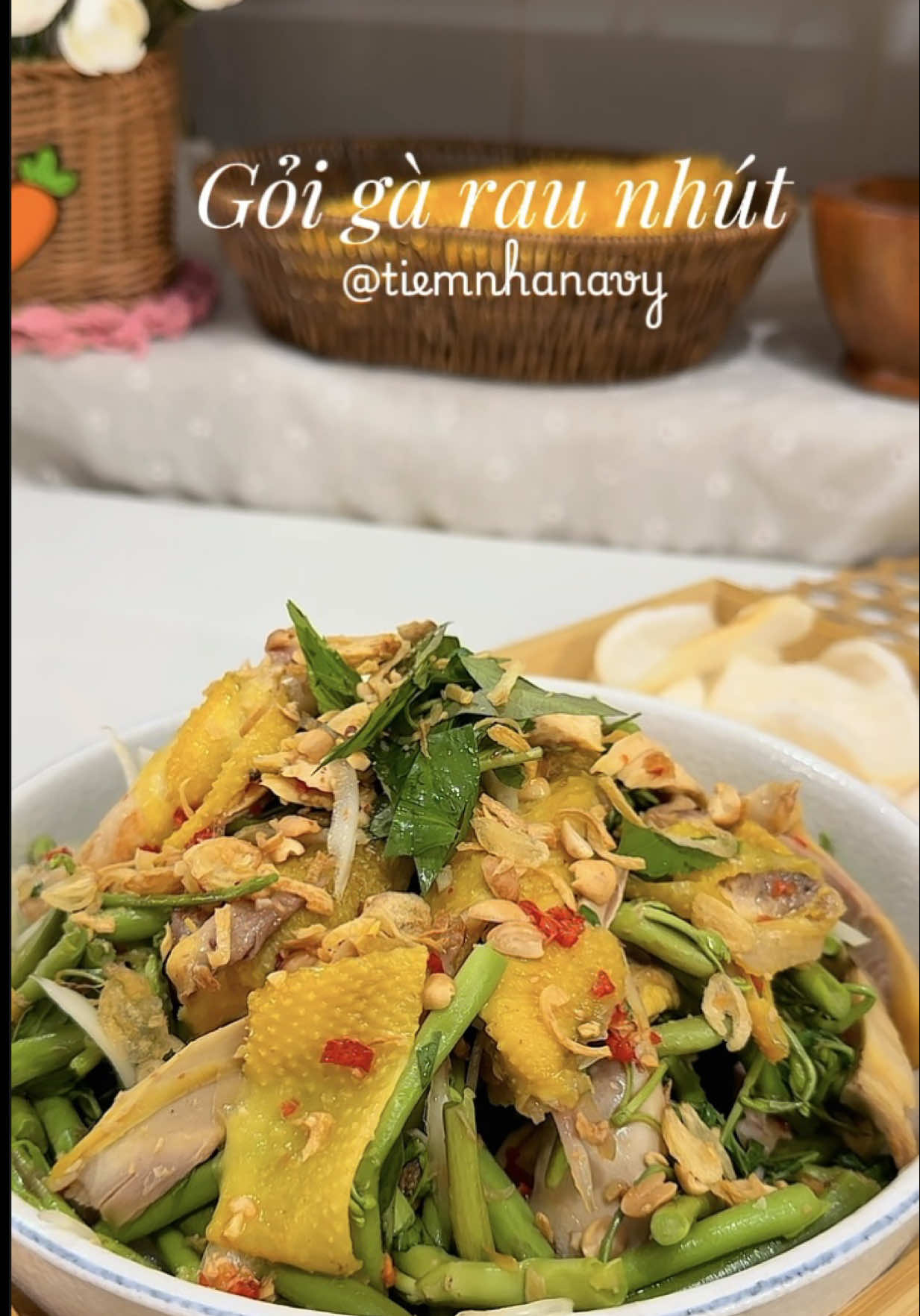 Gà đem trộn gỏi rau nhút ngon tét lách #tiemnhanavy #homnayangi #ilovetiktok #goigaraunhut 