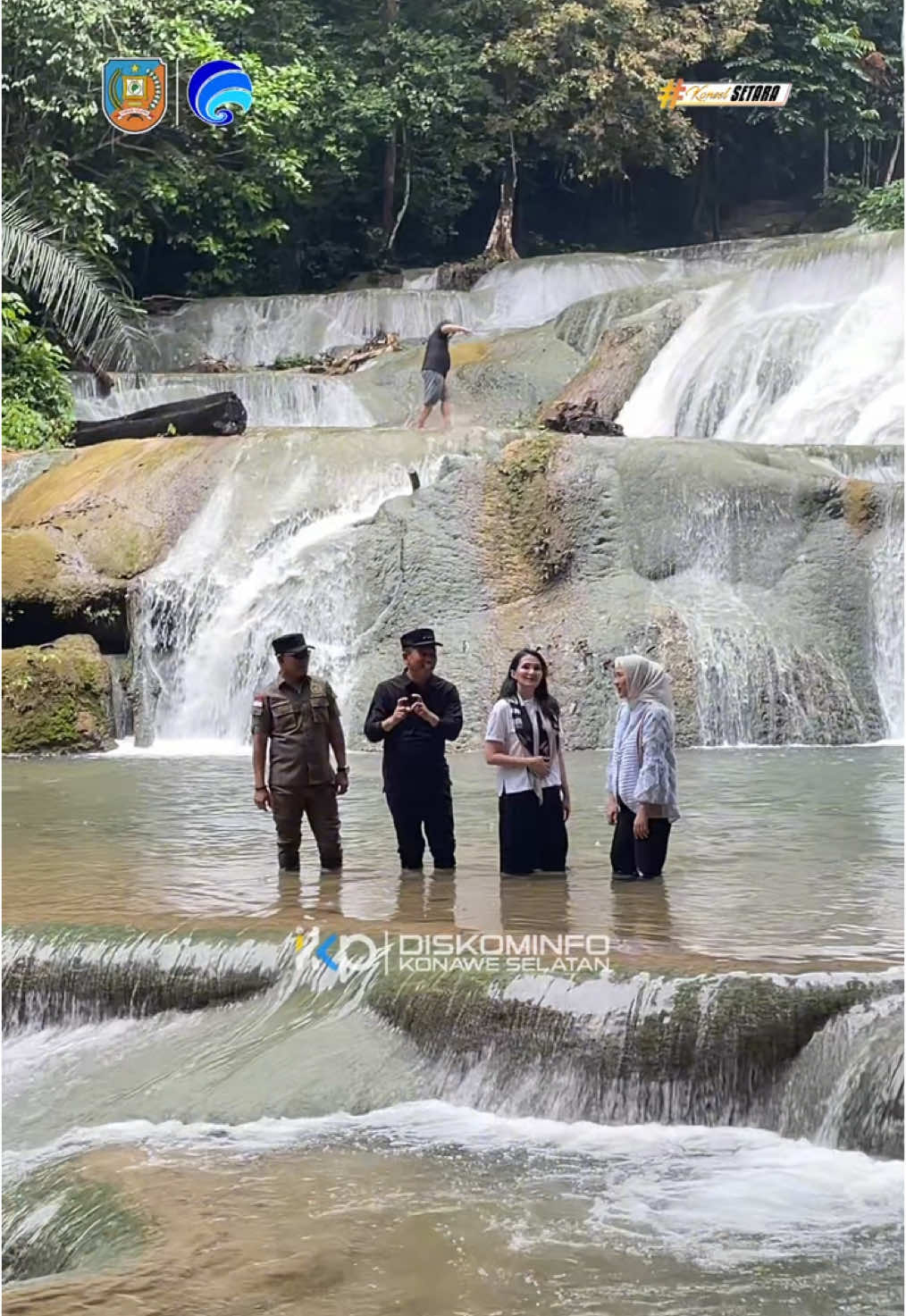 ✨🎉Persiapan Bupati Irham Kalenggo Menyambut Kedatangan Gubernur Maluku Utara @Sherly Tjoanda Di Wisata Air Terjun Moramo Konawe Selatan. #konselsetara #konaweselatan #sherlytjoanda  #gubernurmalukuutara  #airterjunmoramo  --- 📌 Disclaimer: Konten ini dikelola oleh Diskominfo Kabupaten Konawe Selatan. Informasi yang disajikan bersifat resmi, informatif, dan ditujukan untuk kepentingan publik. Segala bentuk penyalahgunaan konten di luar ketentuan hukum yang berlaku bukan tanggung jawab Diskominfo Konawe Selatan. Penggunaan ulang (repost, share, atau kutipan) diizinkan sepanjang mencantumkan sumber resmi: Diskominfo Kabupaten Konawe Selatan.