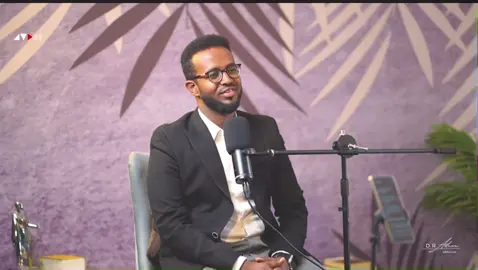 #somali Intaan Muqaal daawanaayay Midkii ugu qiimaha iyo sharafta badnaa Bal suureyso cunugaagi yaraa maanta heerkan taagan kuna wareesanayo asago hormaray allahuma baarik 🥰 @shuaib @Dr. Adnan Abdallah 