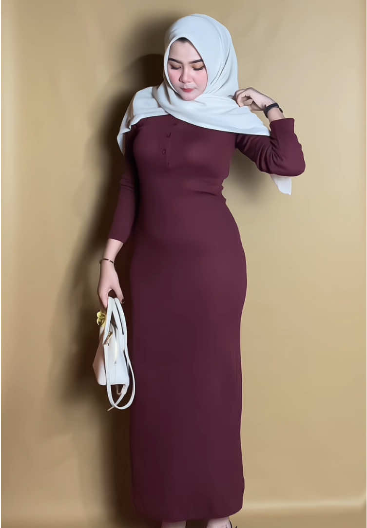 Dressnya cakep ngepas body tapi kainnya melar enak di pakek🥰#dress #outfitinspo #outfit  
