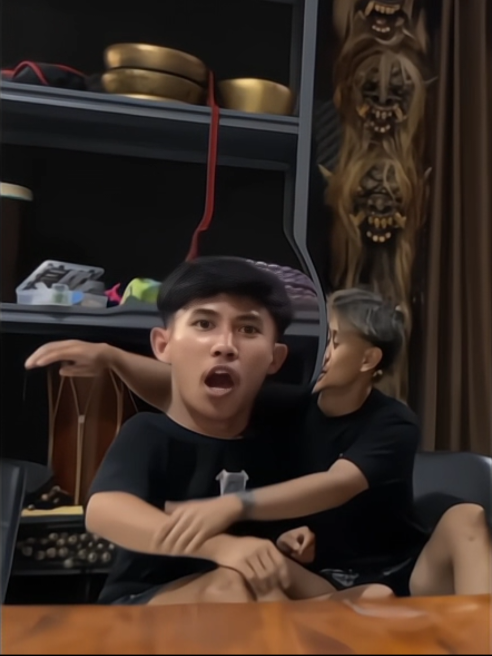 yg satu jail yg satu kesabaran setipis tisu😭😭  yt kusumawara ofc: gagal buat film cuma gara² hal sepele!!