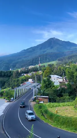 Cerah guys 🍃 #tawangmangu #tawangmangukaranganyar #karanganyar #karanganyar24jam #fyp 