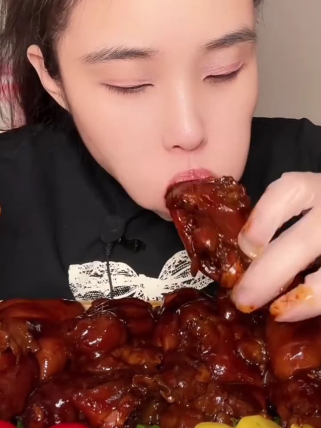 yummy food 🤤 #mukbang #eatingshow #asmr #1M #fyp 