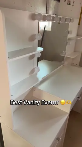 My favorite piece of furniture 😩🙌🙌 #heluvsjasminneee #foryoupage #vowner #parati #vanity 