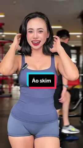 Tự tin vận động cùng áo skim ôm vừa vặn, thoải mái từng nhịp tập ✨ #vothao #dotapgymnu #aotapgym #aoskim