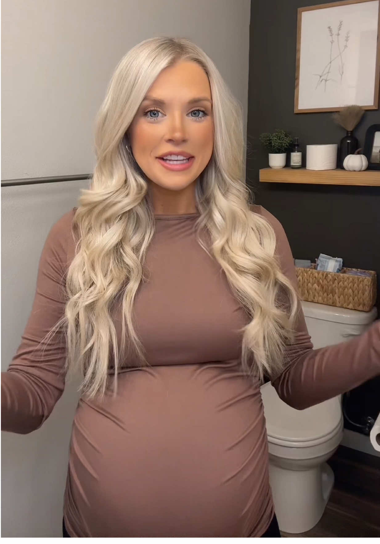 As a busy mama who loves self care bu doesn’t have much time, seriously obsessed with how quick this curls my hair! 🥰  #tymobeauty #SuperBrandClub #CurlsTYMO #TYMO 