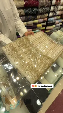 للطلب او الاستفسار واتساب : ‪966557921744 . — توصيل لجميع مناطق المملكه ودول الخليج 🚗.  #فساتين #fyp #اكسبلورexplore  #اقمشة #اقمشه_سهرات 