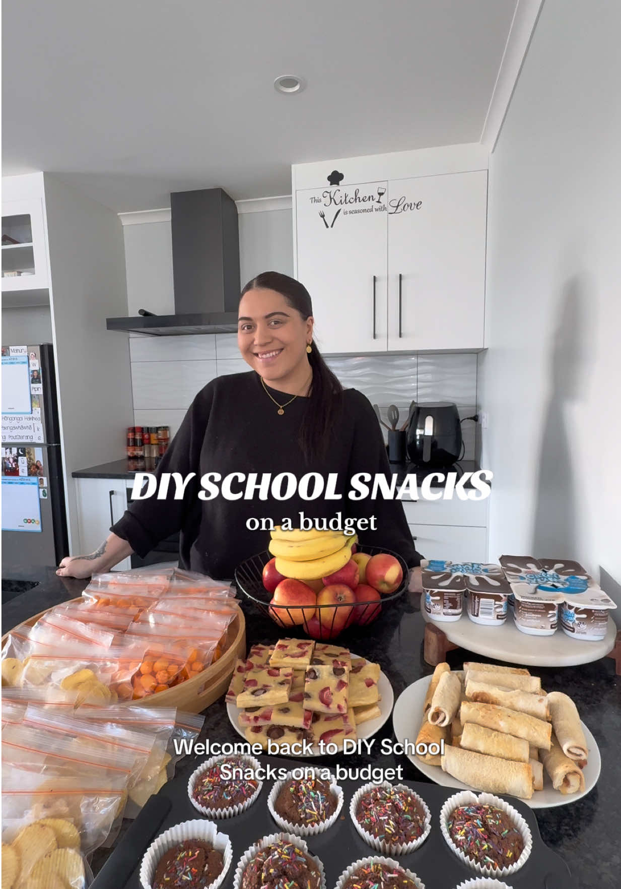 Back with another week of DIY school snacks! Heaps of good and affordable choices for my kiddies 😍👏🏼  #snacks #kidssnacks #lunchboxideas #snackhaul #fypシ゚ 