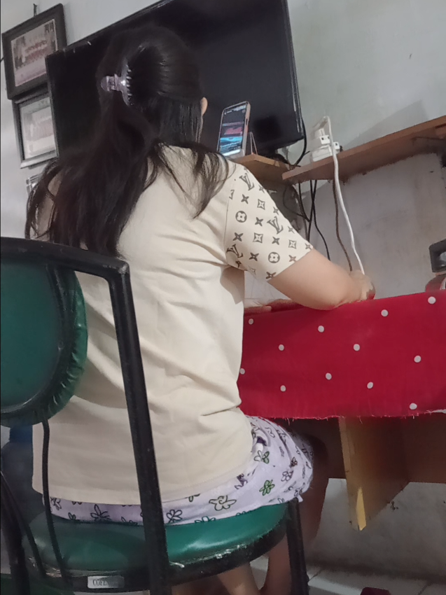 Pasti Yakin Aku akan Sabar Menunggu 3tahun lagi, pasti di  Genap 20tahun, Istriku ungkapkan identitasNya Yg Kaya Raya. Karena Setiap Istriku Nonton Dracin..