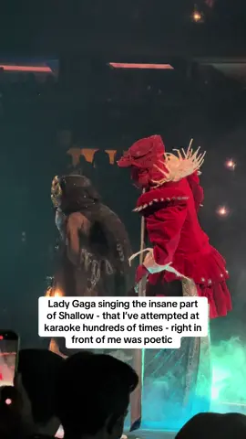 Lady Gaga singing Shallow at #thegarden #msg #pinchme #ladygaga #shallow #newyork 