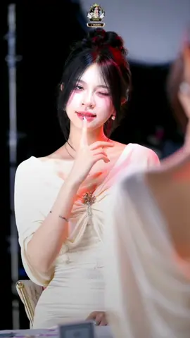 Neko của chị 💖 Chụp hoài chụp mãi ko hết ảnh đẹp luôn 🥺🐌 #neko #jworld023 #newworld 