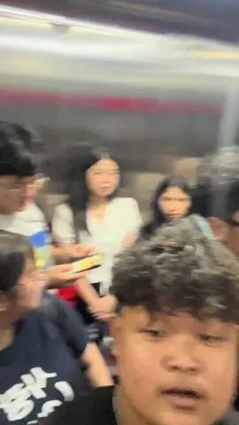 di antara ku dan besi cuma besi gak ada yang lain prank lift part 3 #liftprank #uratmaluputus #prankvideo 