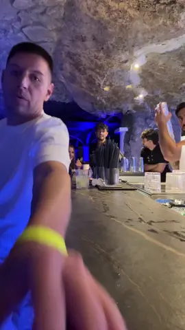 Turning the bar up in Positano💃🏻💃🏻💃🏻