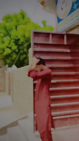 بر شخص نهيس بوتا بر شخص كى قابل بر شخص كوإينا سمجها نبي كرتى . #fypage #foryou #viral100k #tiktokviral #realtime  